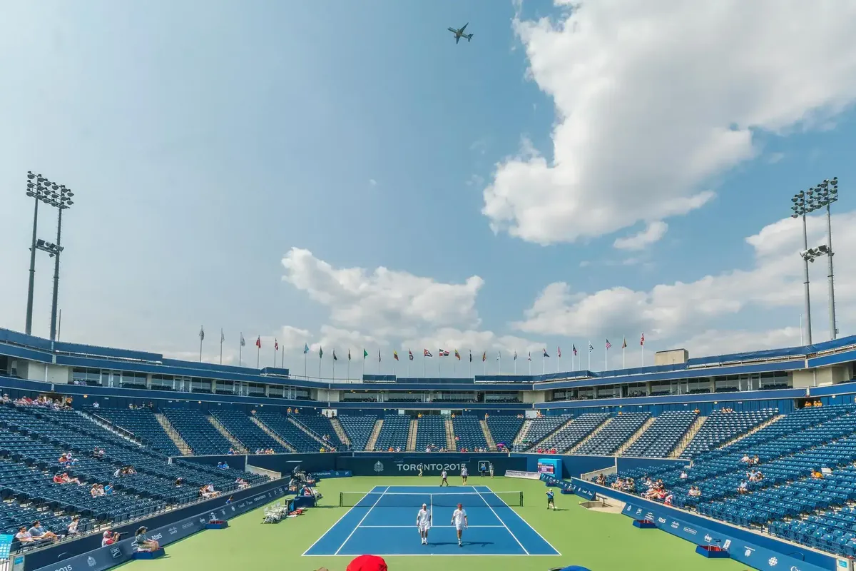 Sports team transportation services Toronto, Active Coach athletic charter bus